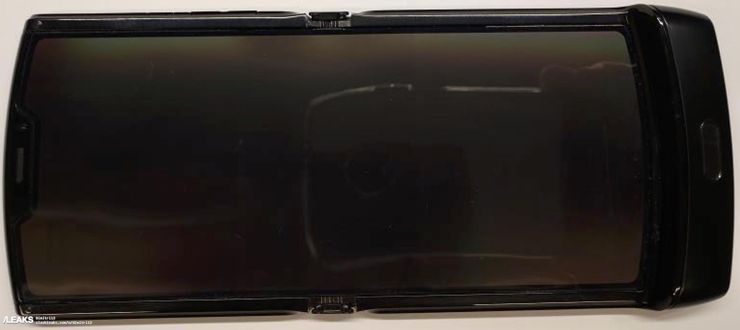 A tak Motorola Razr 2019 prezentuje się na żywo... A tak Motorola Razr 2019 prezentuje się na żywo...