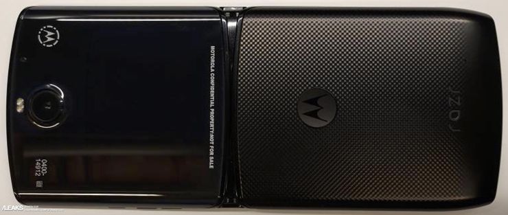 A tak Motorola Razr 2019 prezentuje się na żywo... A tak Motorola Razr 2019 prezentuje się na żywo...