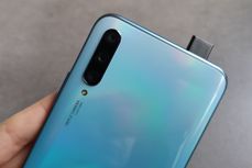 Aparat do selfików, który wyróżnia model od Huawei