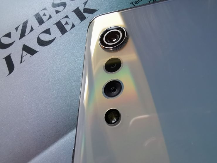 Schowane tylne aparaty LG Velvet Schowane tylne aparaty LG Velvet