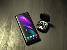 Samsung Galaxy Z Fold 2