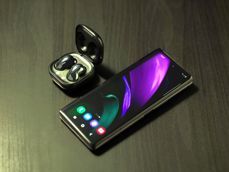 Samsung Galaxy Z Fold 2