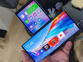 LG Wing - działa w obie strony