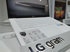 LG Wing - kilka pospiesznych zdjęć