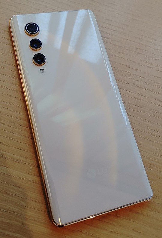 LG V60 oraz LG Rollable