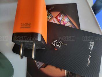 Realme GT Neo3 Naruto Edition