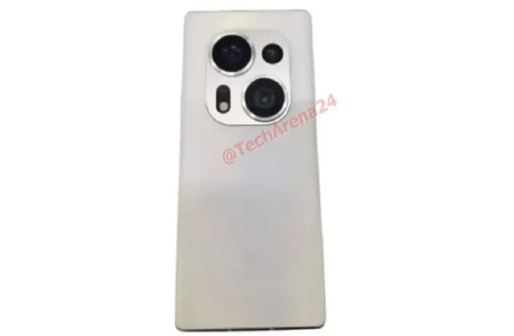 Tył obudowy Tecno Phantom X2 prezentuje się... ciekawie. Tył obudowy Tecno Phantom X2 prezentuje się... ciekawie.