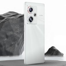 Nubia Z50