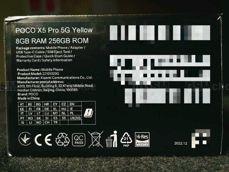 POCO X5 Pro i jego opakowanie