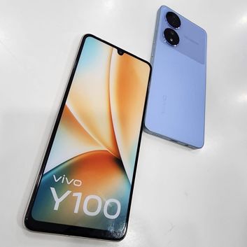 Sklepowe atrapy Vivo Y100