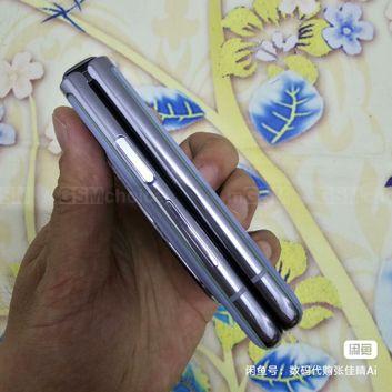 Tecno Phantom V Yoga
