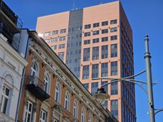 Nawet szare miasto nabierze kolorów w obiektywie Galaxy S23 Ultra