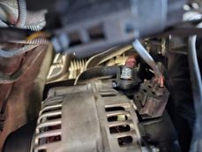 Gdy naprawiam samochody, Galaxy S23 Ultra pozwala mi 