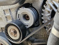 Gdy naprawiam samochody, Galaxy S23 Ultra pozwala mi 