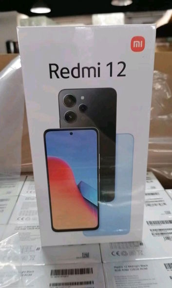 Redmi 12 w opakowaniu Redmi 12 w opakowaniu