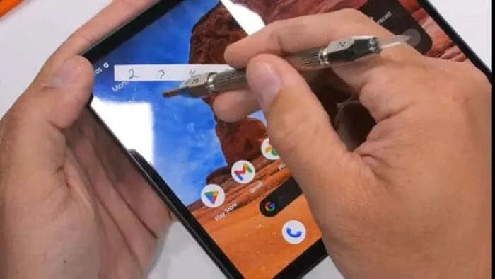 Google Pixel Fold podczas testów