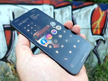 Nothing Phone (2) Nothing Phone (2)