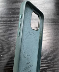 Replika pokrowca iPhone 15 Pro Max