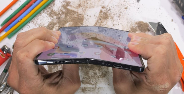Samsung Galaxy Z Fold5 przeżywa wygięcie!