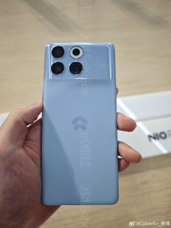 Nio Phone hands-on