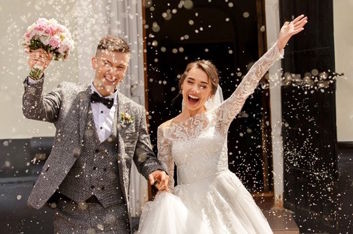 Zdjęcia przed i po użyciu AI Eraser