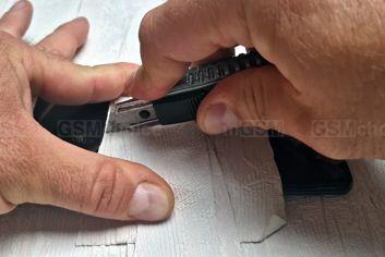 Honor Magic6 kontra nóż do tapet