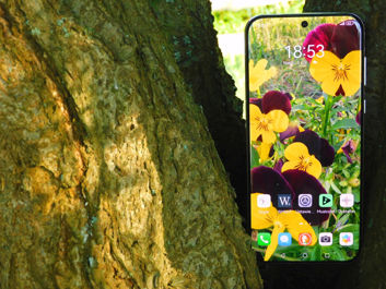 HUAWEI Pura 70 Ultra - przód i tył