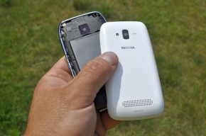 Nokia 610