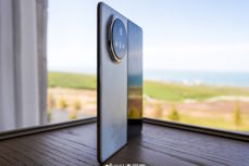 Honor Magic V3
