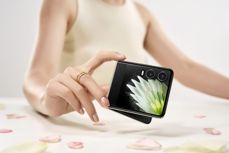 Tecno Phantom V Flip2 5G