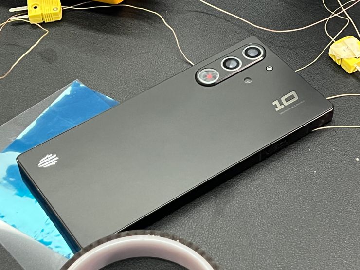 Red Magic 10 Ultra Red Magic 10 Ultra