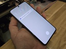 POCO X7 Pro Iron Man na żywo