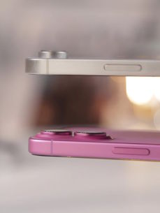 iPhone 16e obok iPhone 14, iPhone 14 Pro, iPhone 12 Mini oraz iPhone 16 iPhone 16e obok iPhone 14, iPhone 14 Pro, iPhone 12 Mini oraz iPhone 16