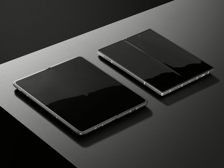 Oppo Find N5 obok Galaxy Z Fold6 Oppo Find N5 obok Galaxy Z Fold6