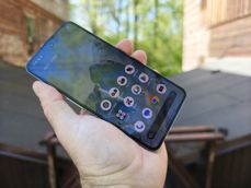 Zielony CMF Phone 2 Pro na żywo