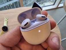 Pixel Buds 2a na żywo