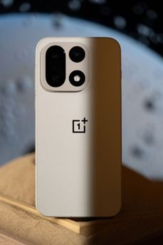 OnePlus 15