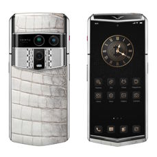 Vertu Agent Q