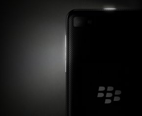 Pierwszy smartfon z BlackBerry 10 Pierwszy smartfon z BlackBerry 10