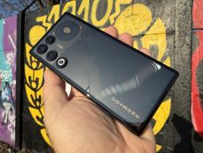 Red Magic 11 Air na żywo Red Magic 11 Air na żywo