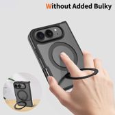iPhone Ultra w pokrowcach