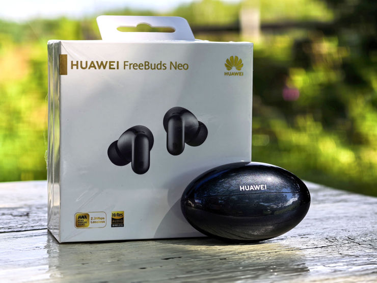 Huawei FreeBuds Neo - pudełko i baza ładująca Huawei FreeBuds Neo - pudełko i baza ładująca