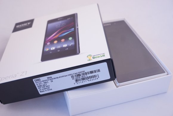 Straight out of the box: Sony Xperia Z1 :: 