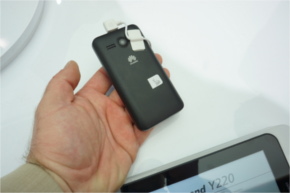 Huawei Ascend Y220