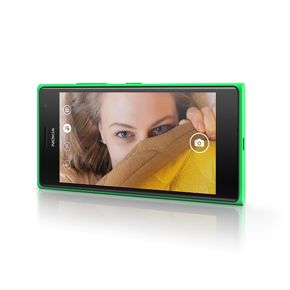 Lumia 735