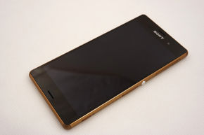 Xperia Z3 - Rzut okiem na tył i przód