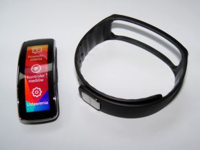 Budowa zegarka Samsung Gear Fit