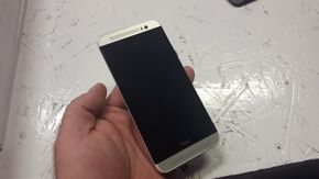 HTC One E8