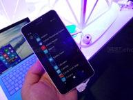 Model Lumia 640 XL - jak sama nazwa wskazuje - jest nieco większy