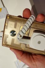 Fx0 - niestety wyłącznie dla KDDI au.